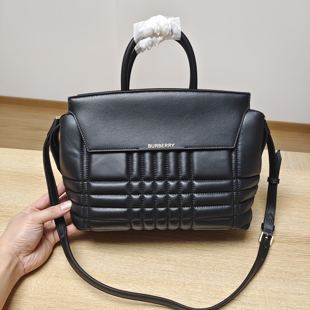 Burberry_Tote_Bag-28_x_1